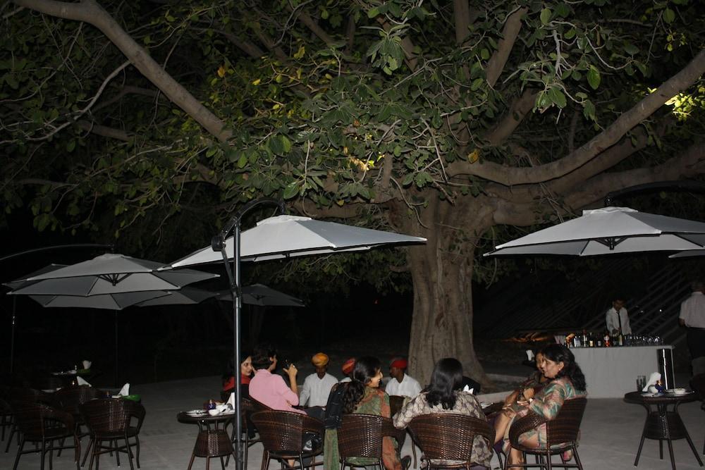 Mana Ranakpur Hotel Exterior photo
