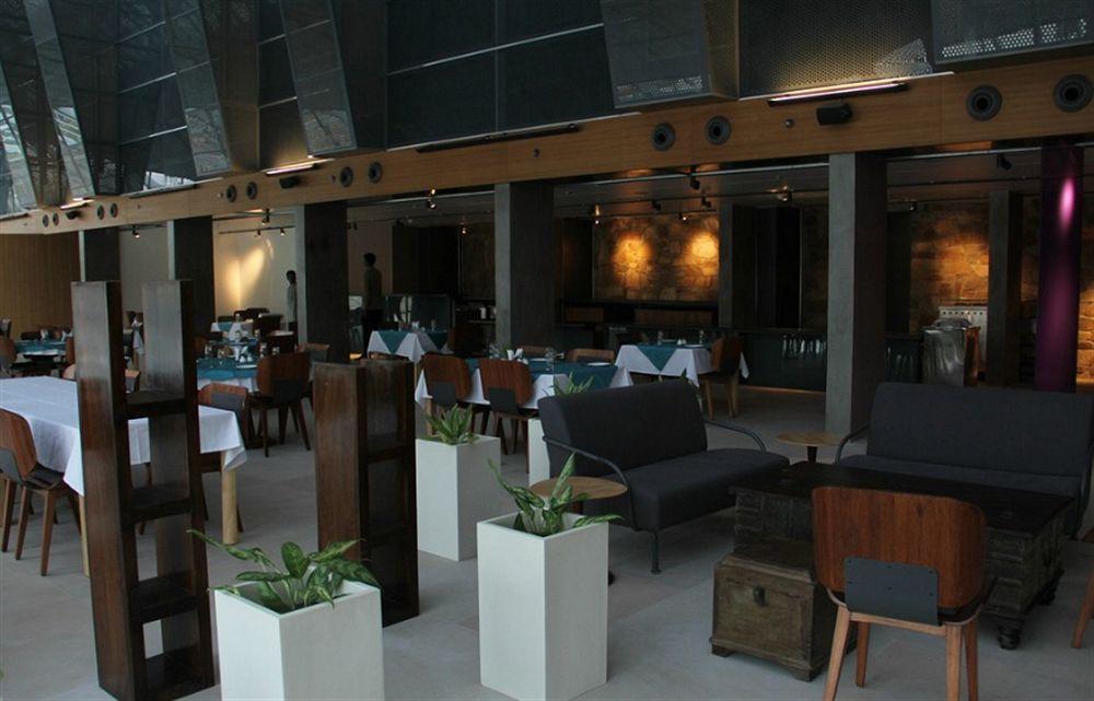 Mana Ranakpur Hotel Exterior photo