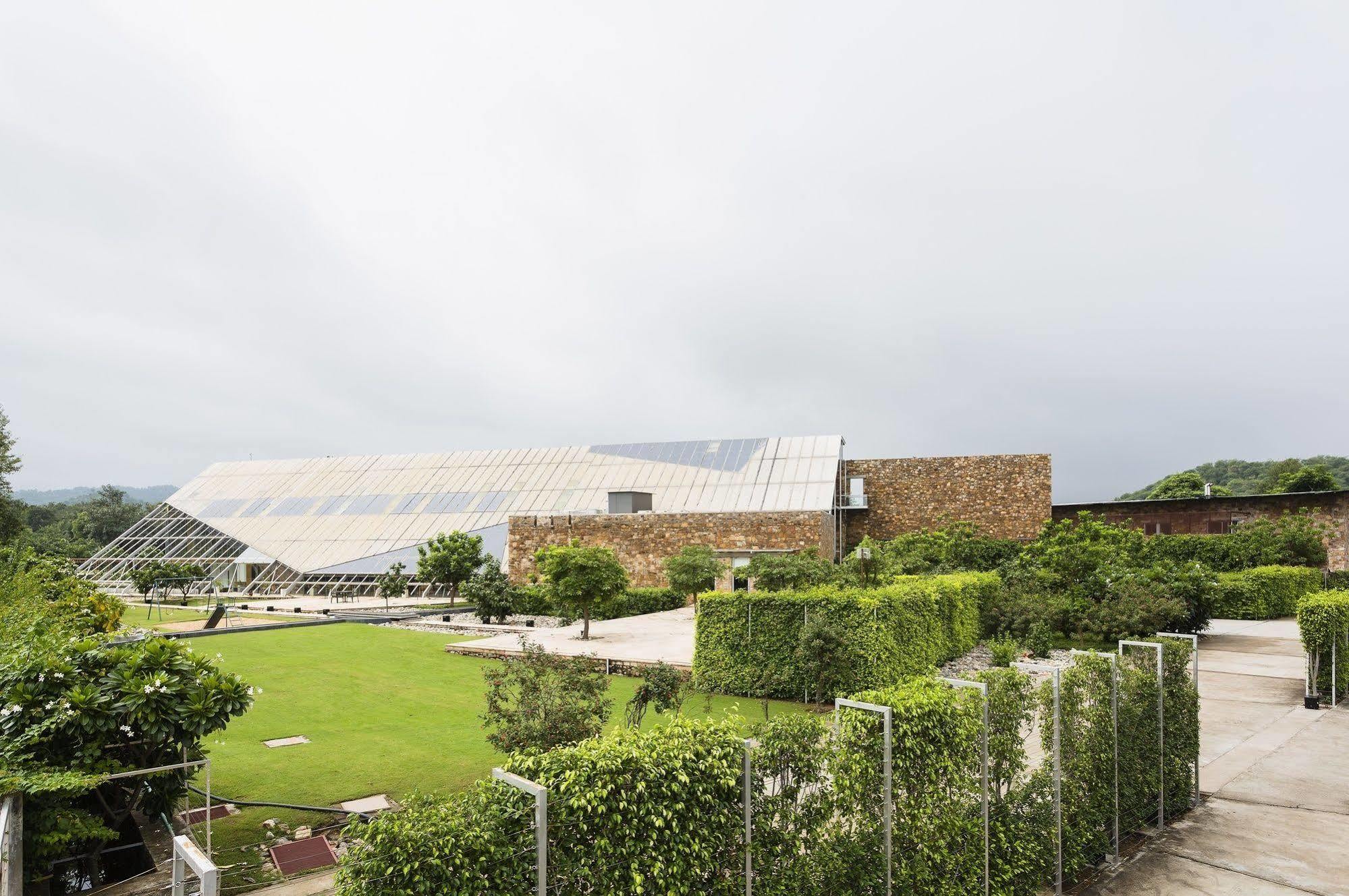 Mana Ranakpur Hotel Exterior photo